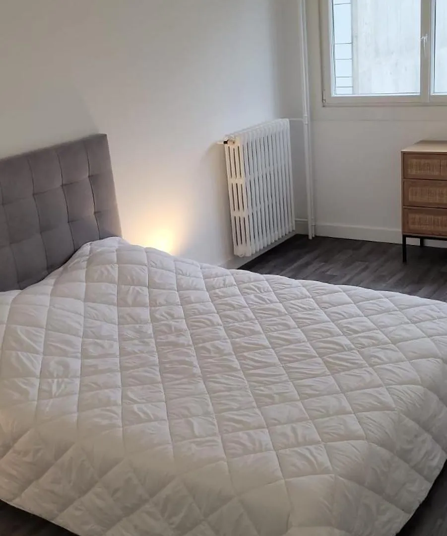 3 Bedrooms Apartment Paris 16 - Michel Ange Francie